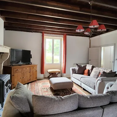 Le Du Bois Renard Holiday home *