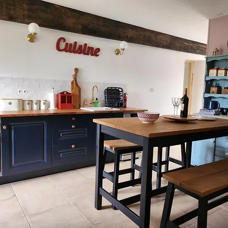 Le Du Bois Renard Holiday home *
